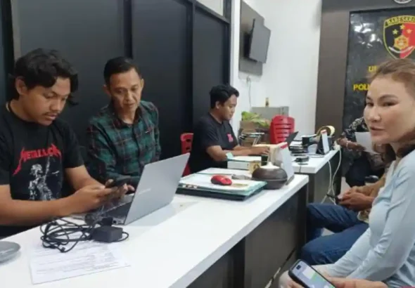 7-koper-turis-thailand-hilang-di-bromo-rugi-rp108-juta