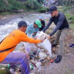 mui-buang-sampah-ke-sungai-haram-bagi-muslim