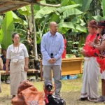 sanksi-adat-toraja-pandji-didenda-5-ayam-1-babi