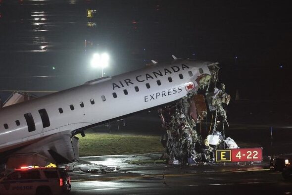 kronologi-kecelakaan-pesawat-air-canada-di-laguardia