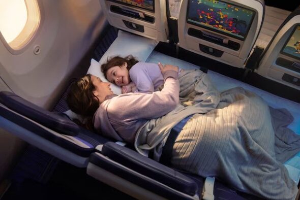 kursi-ekonomi-rebahan-di-pesawat-inovasi-baru-maskapai