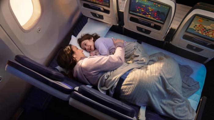 kursi-ekonomi-rebahan-di-pesawat-inovasi-baru-maskapai