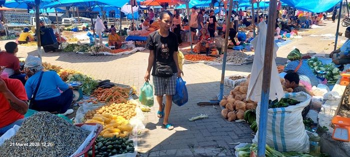 pedagang-pantai-kuta-sepi-saat-lebaran-2026