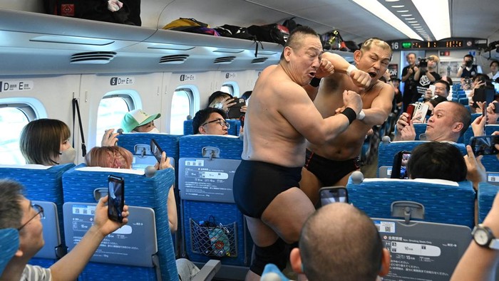 turis-berkelahi-di-kereta-jepang-picu-kepanikan