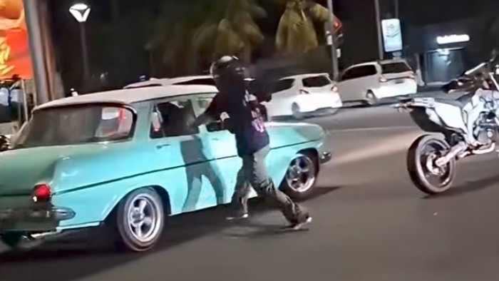 wna-bali-terlibat-keributan-dengan-pemotor-video-viral