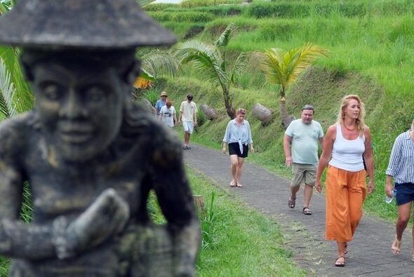 australia-ingatkan-warganya-soal-aturan-visa-turis-di-bali