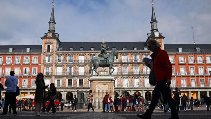 pariwisata-spanyol-diprediksi-salip-prancis-pada-2040