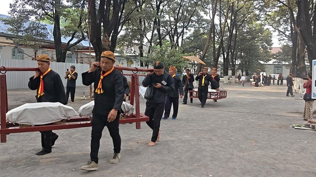 sekaten-keraton-solo-diwarnai-adu-mulut-dua-kubu