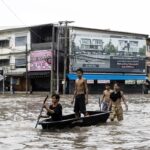 banjir-bangkok-bandara-tetap-beroperasi-dan-wisata-jalan